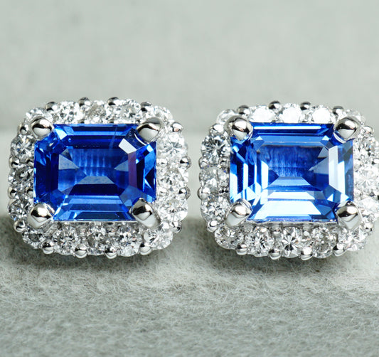 サファイア ピアス