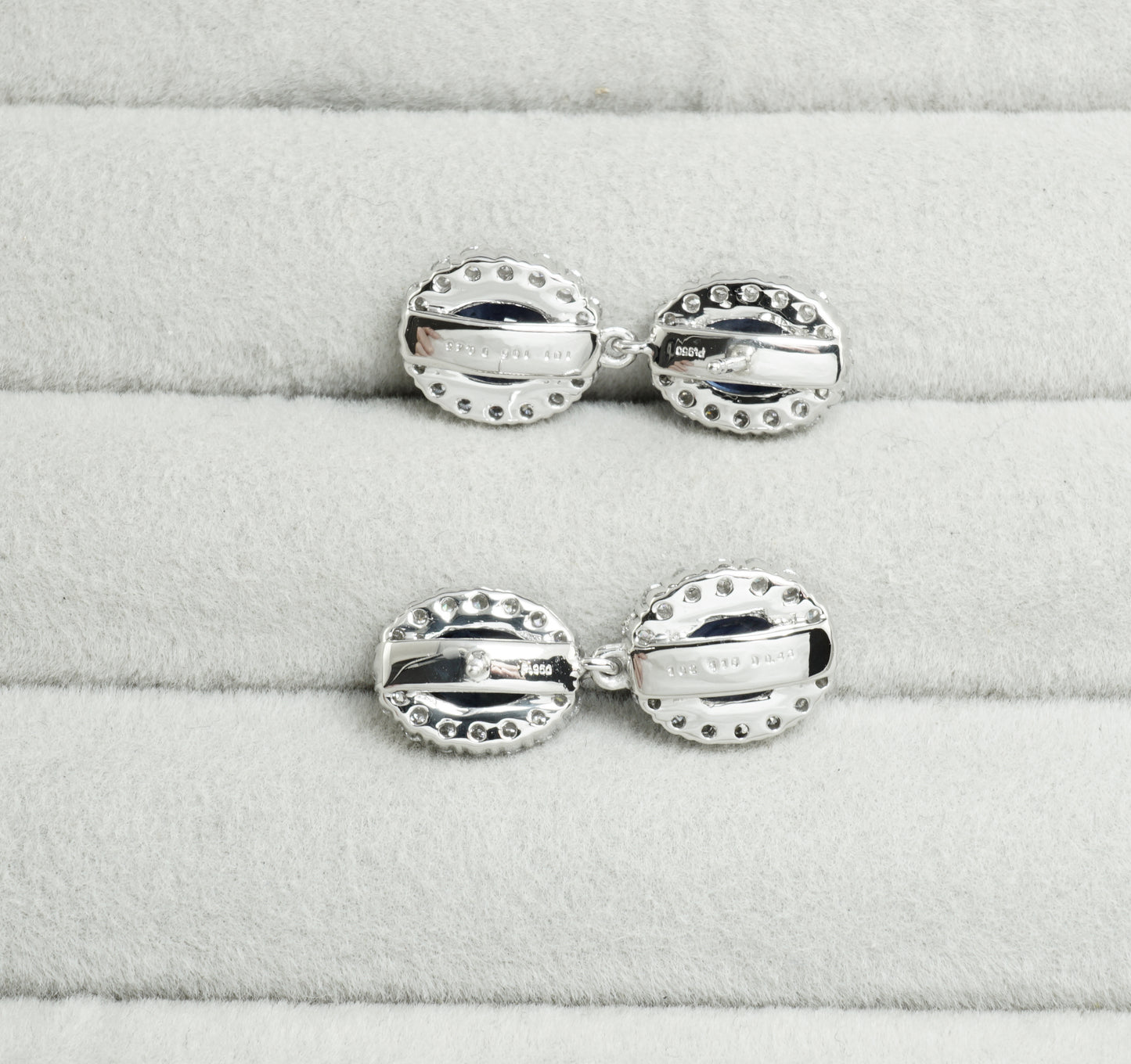 サファイア ピアス