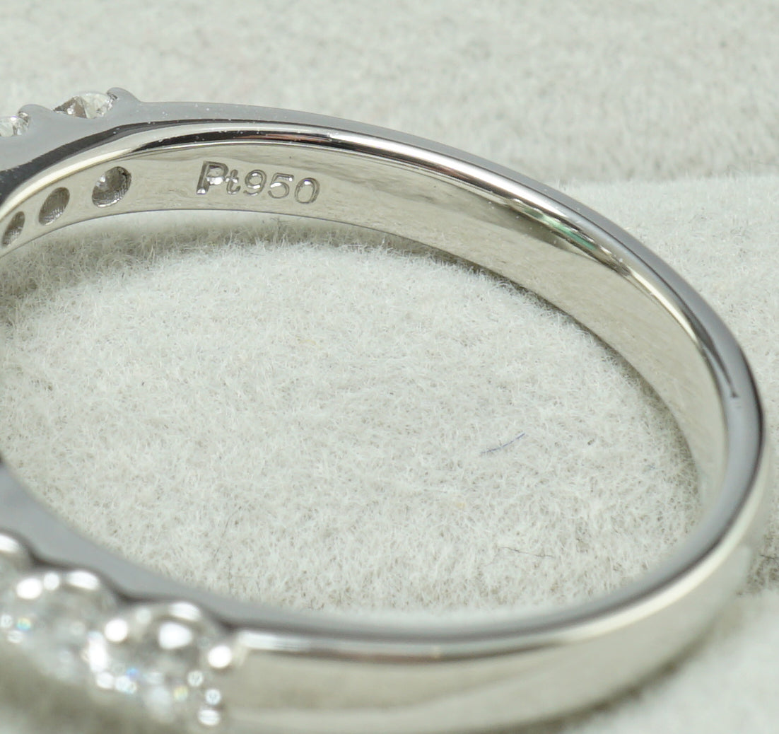 エメラルド リング