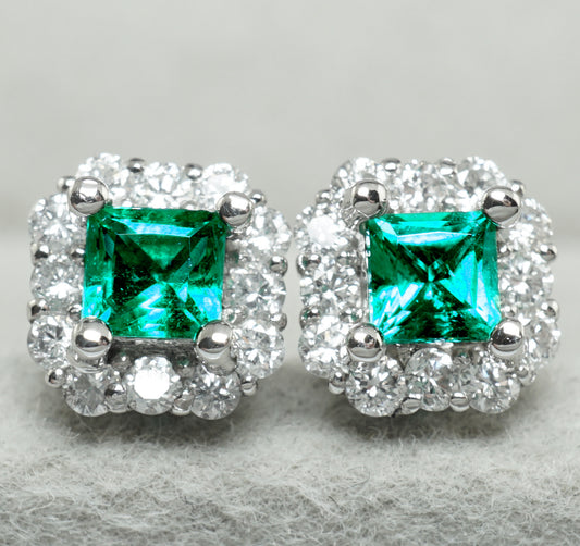 エメラルド ピアス