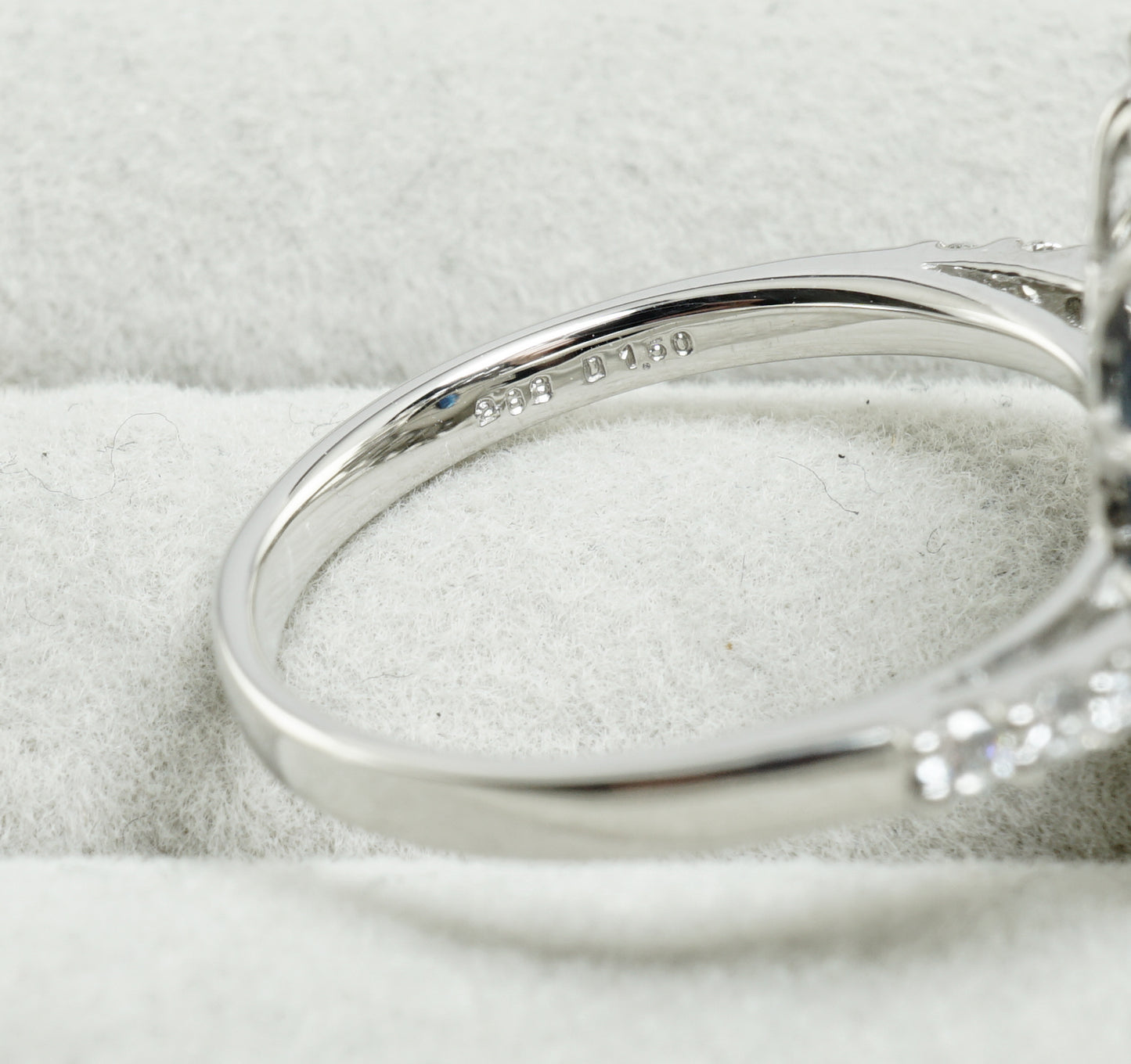 サファイア リング