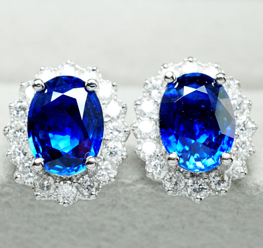 サファイア ピアス