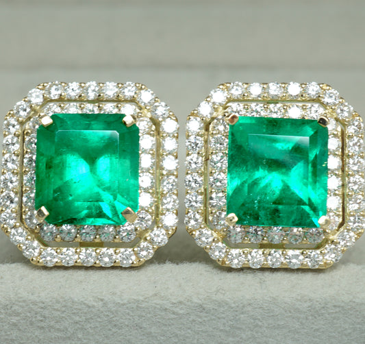 エメラルド ピアス