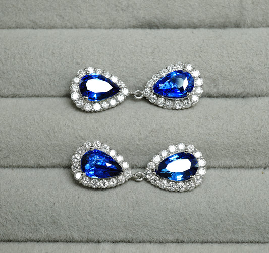 サファイア ピアス