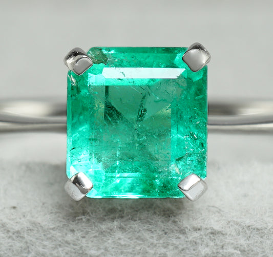 エメラルド リング