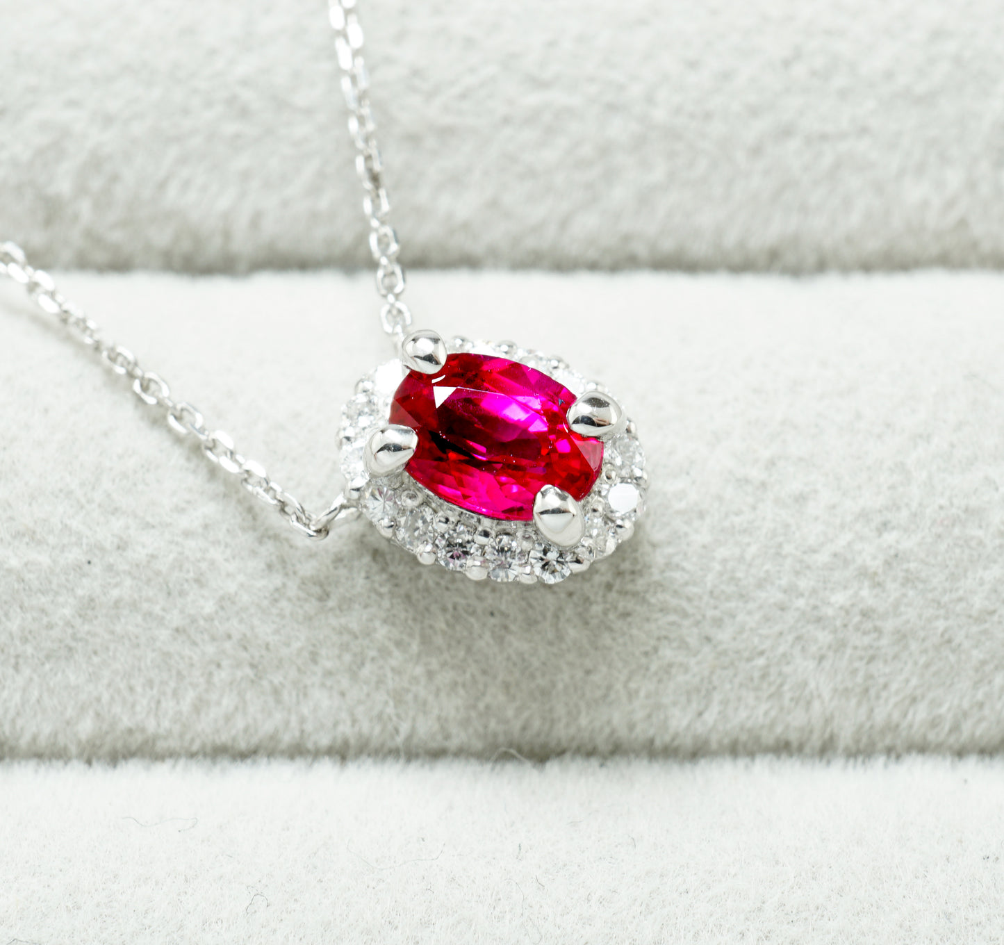ルビー ネックレス