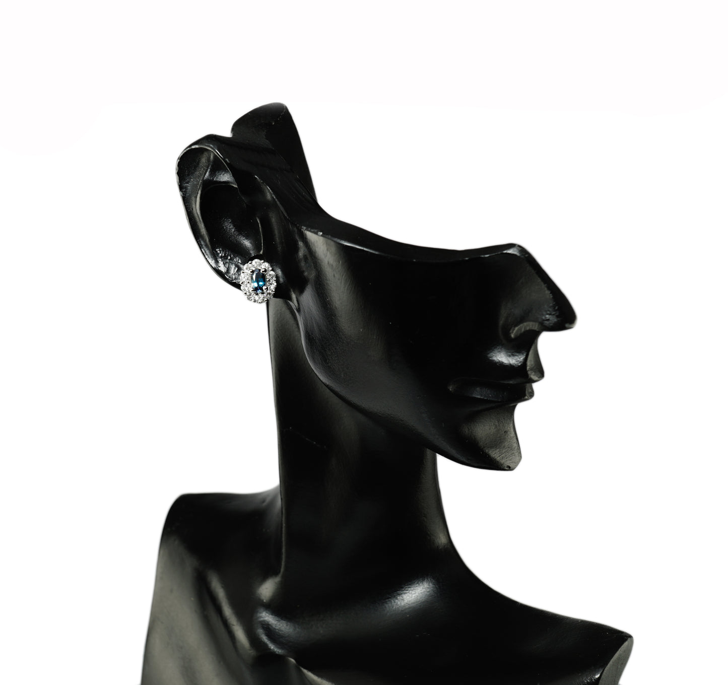 アレキサンドライト ピアス