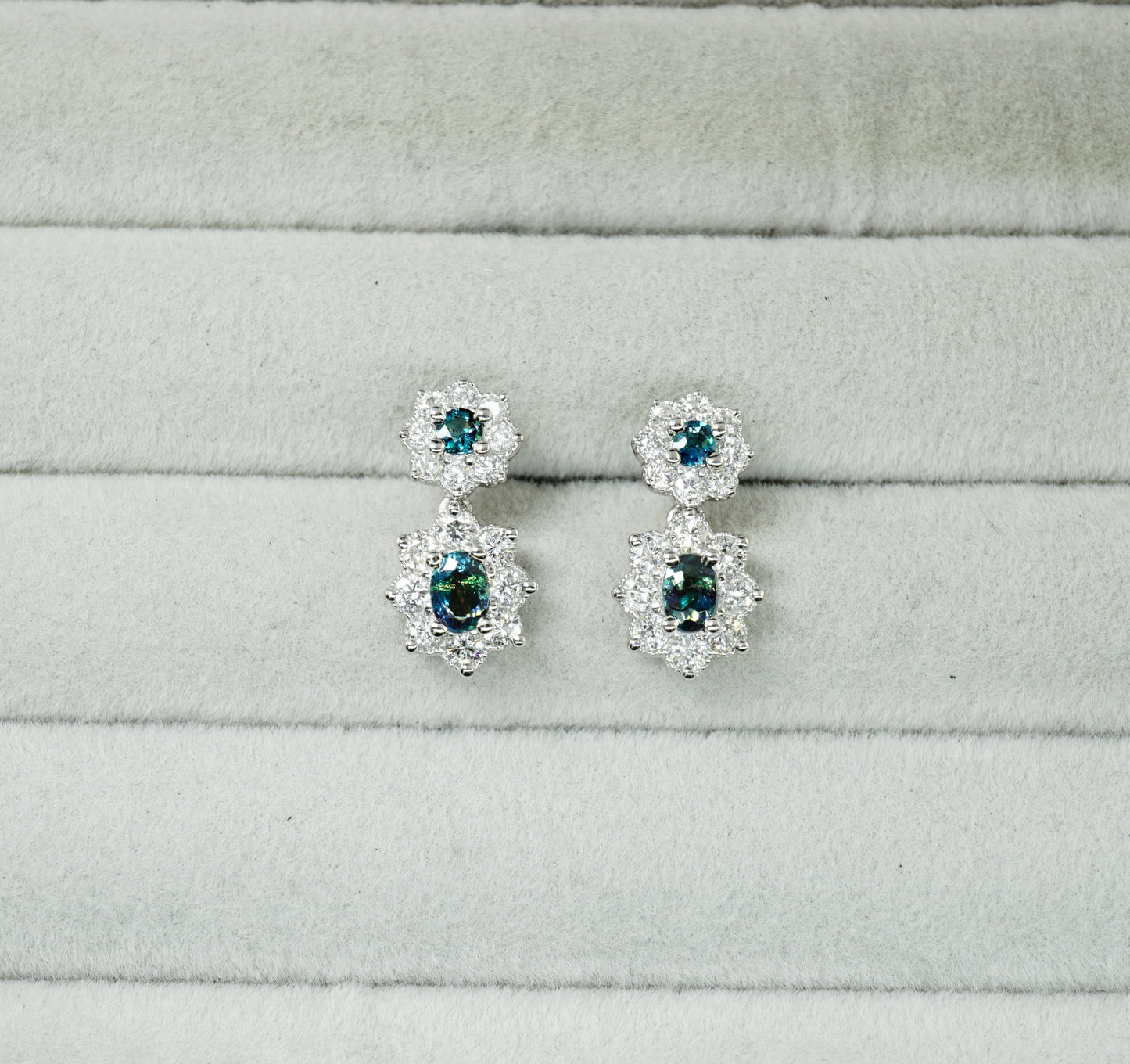 アレキサンドライト ピアス