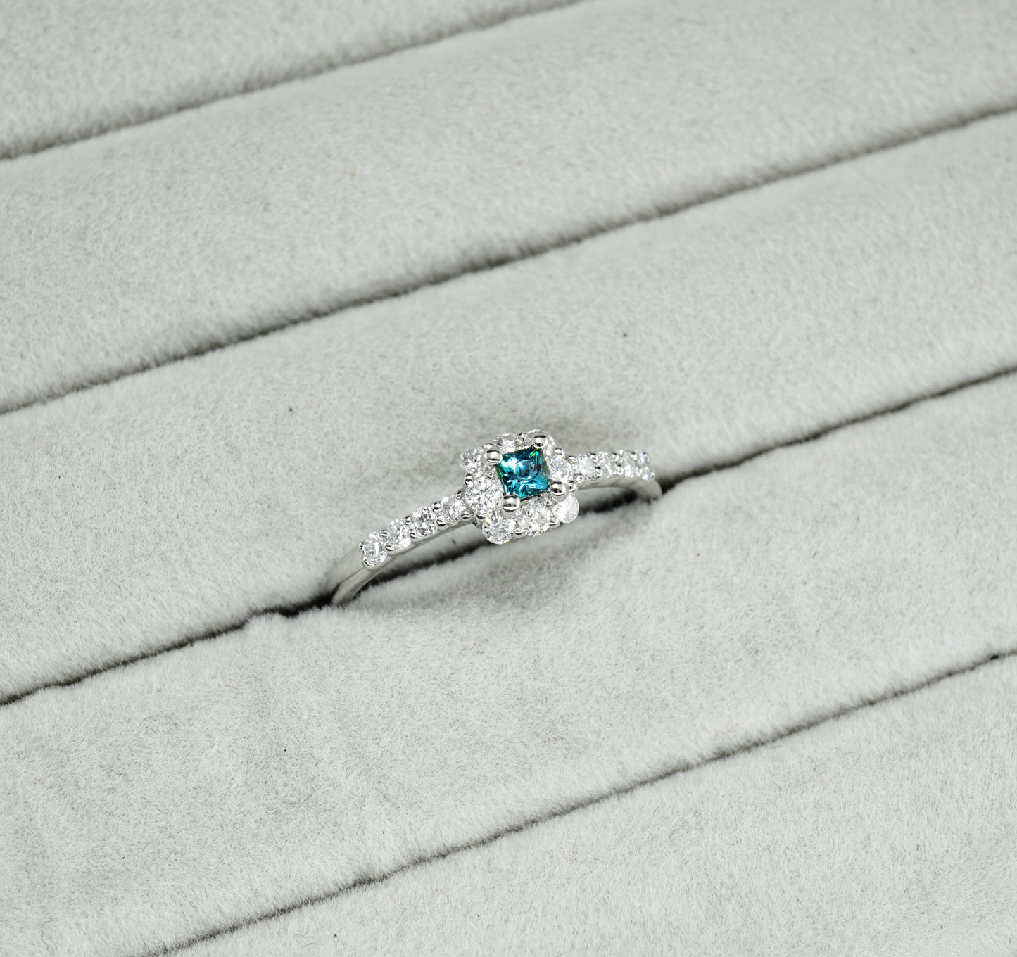 アレキサンドライト リング