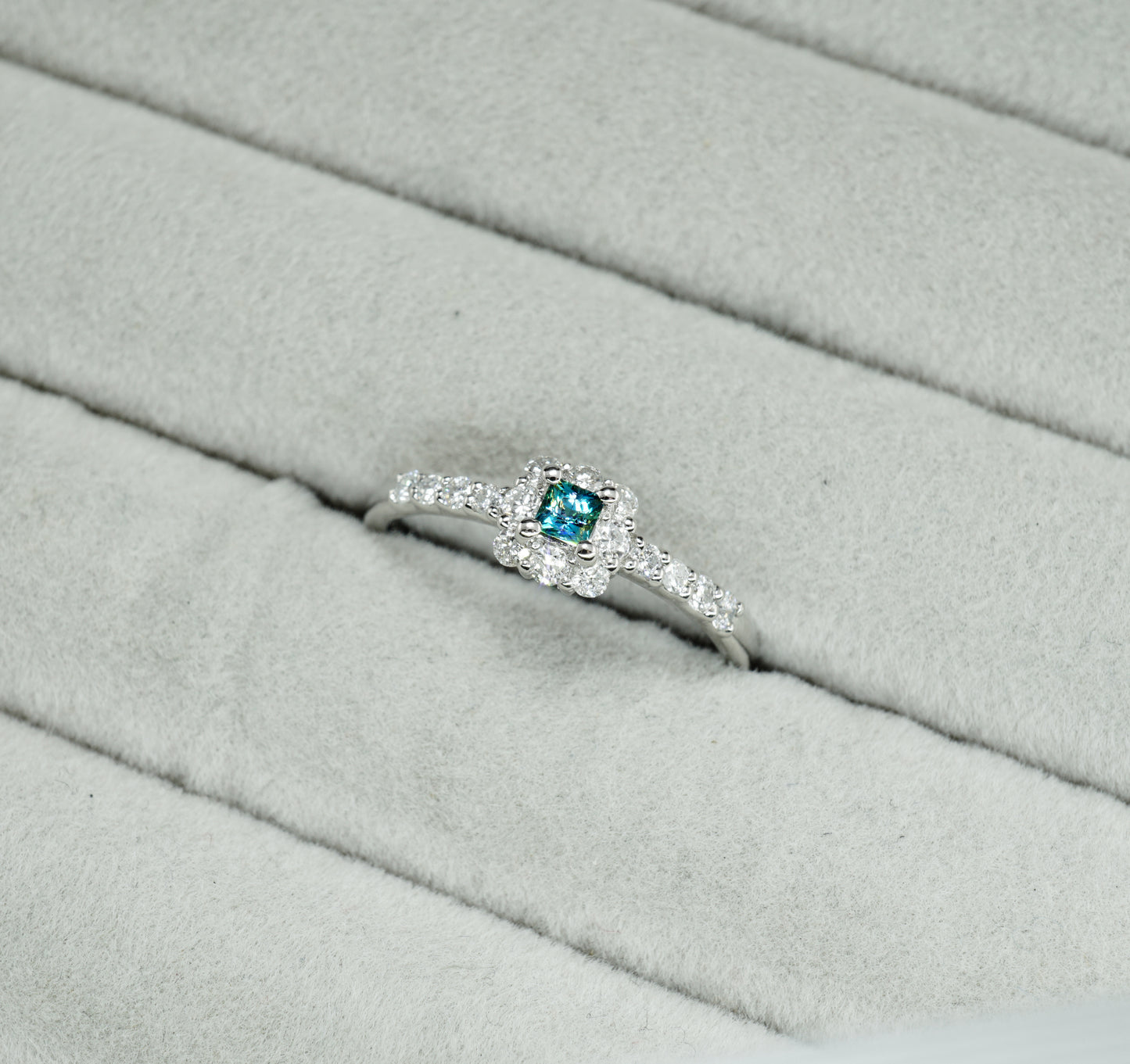 アレキサンドライト リング