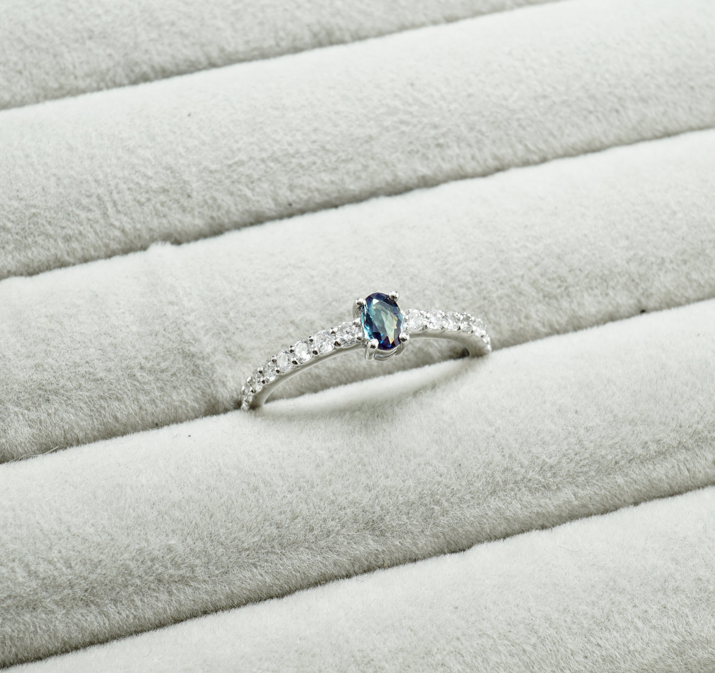 アレキサンドライト リング