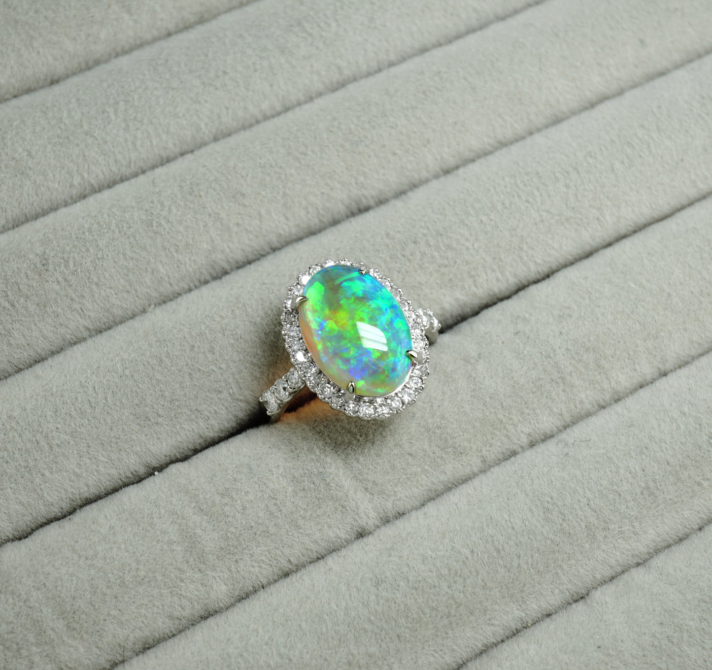 クリスタルオパール リング