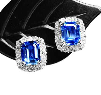 サファイア ピアス