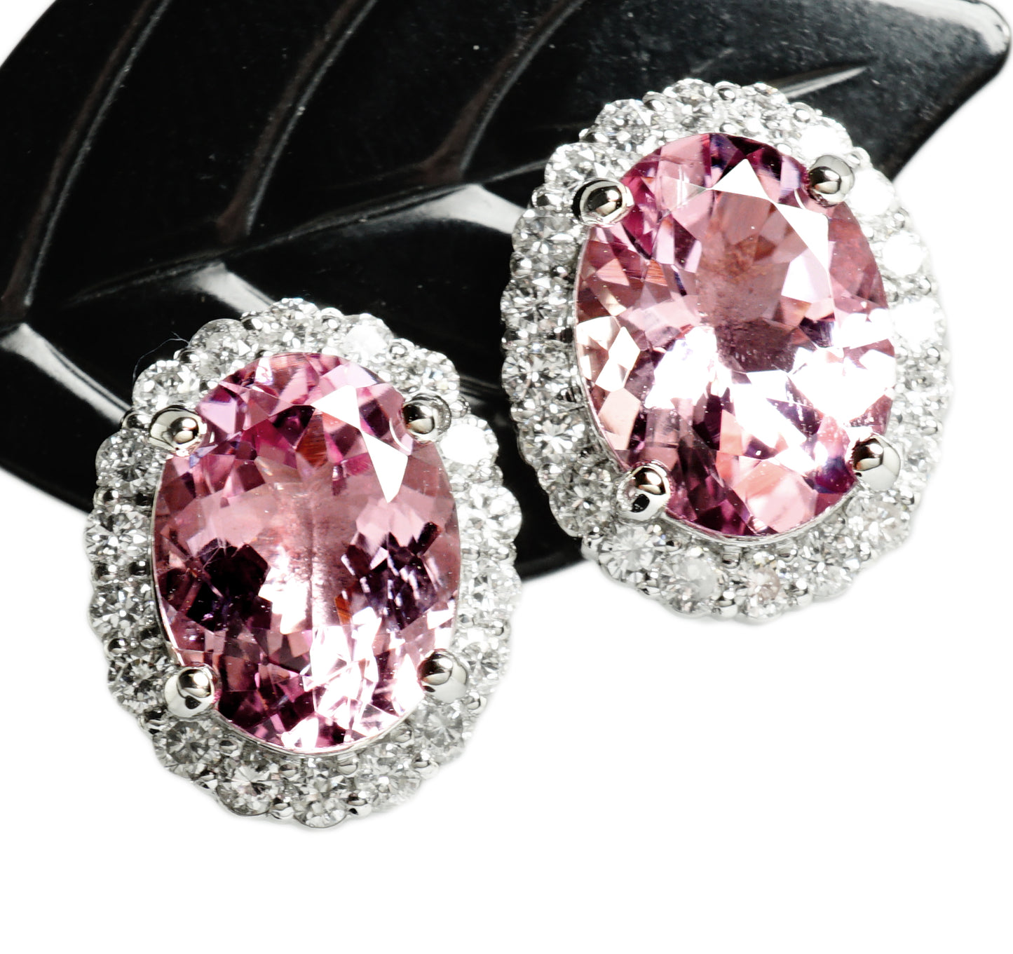 モルガナイト ピアス