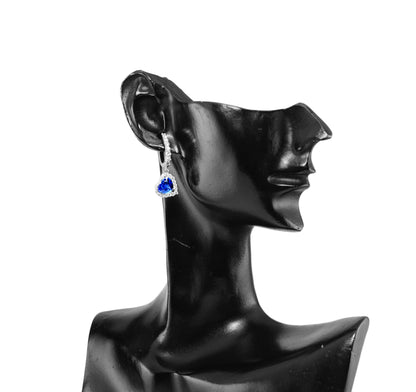 サファイア ピアス