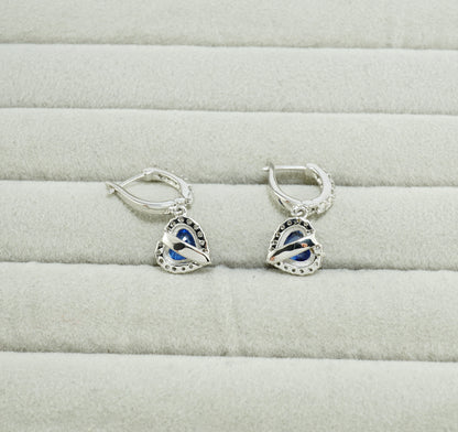 サファイア ピアス