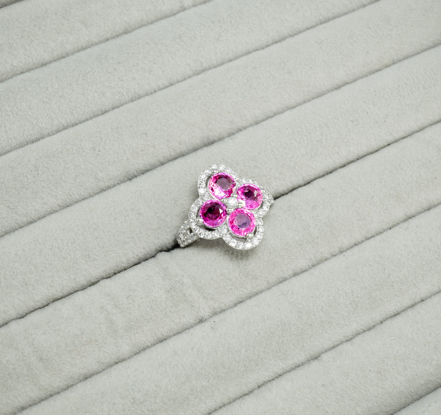 ピンクサファイア リング