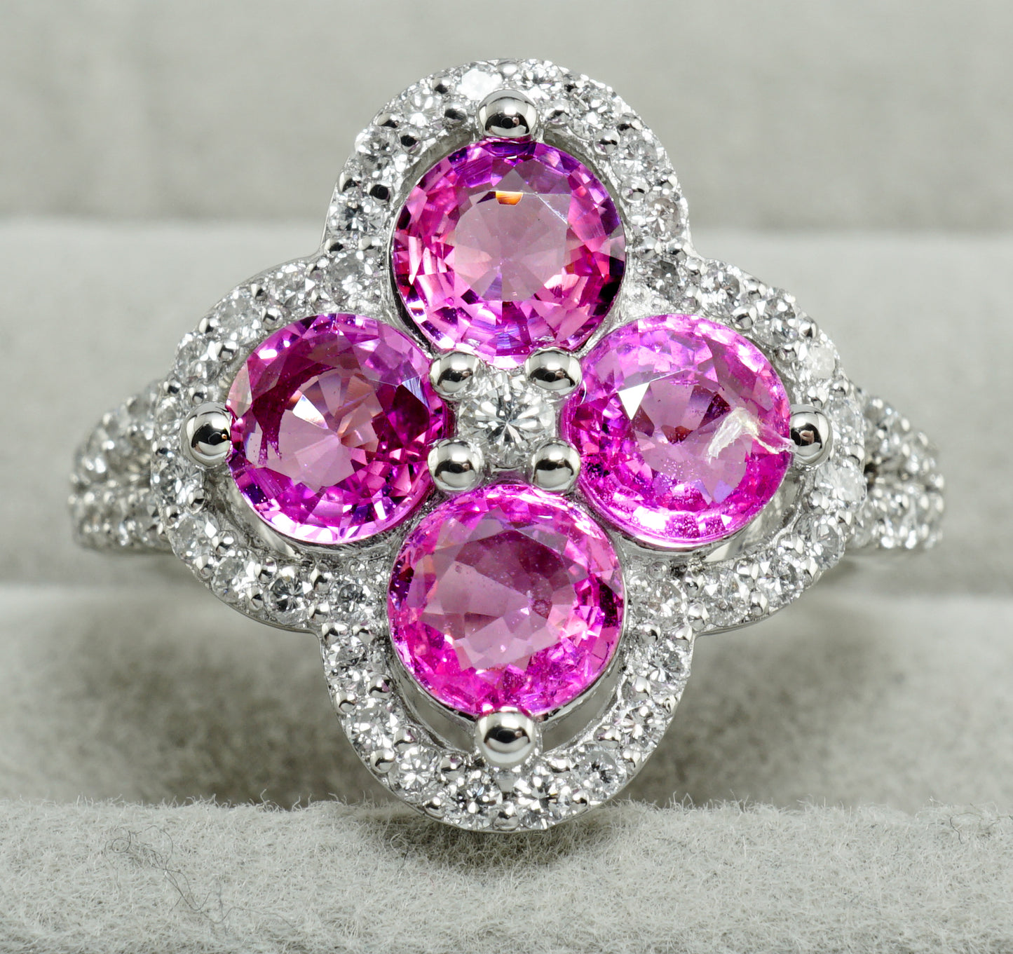 ピンクサファイア リング