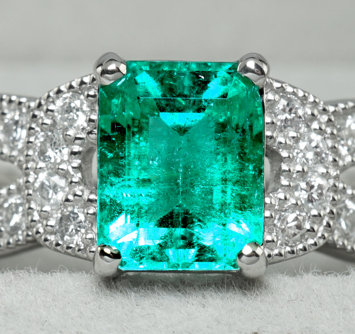 エメラルド リング