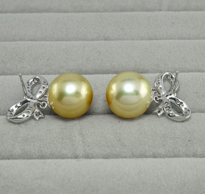 南洋白蝶真珠 ピアス