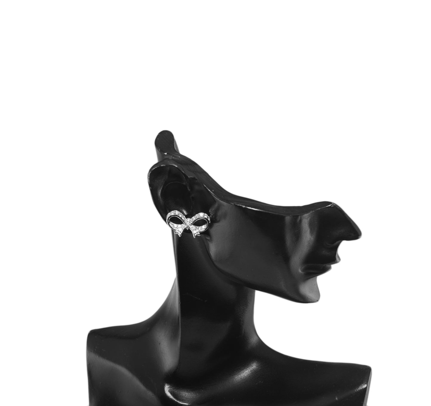 ダイヤモンド ピアス