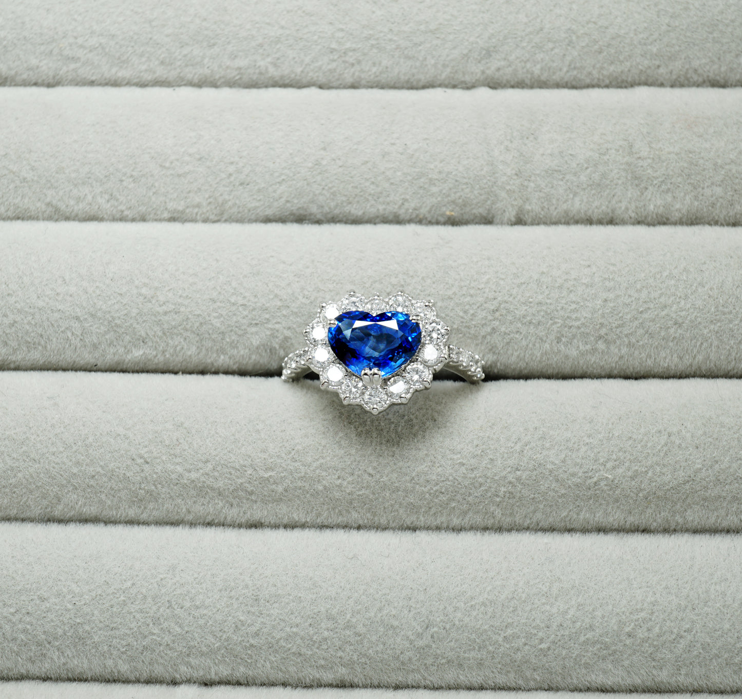 サファイア リング