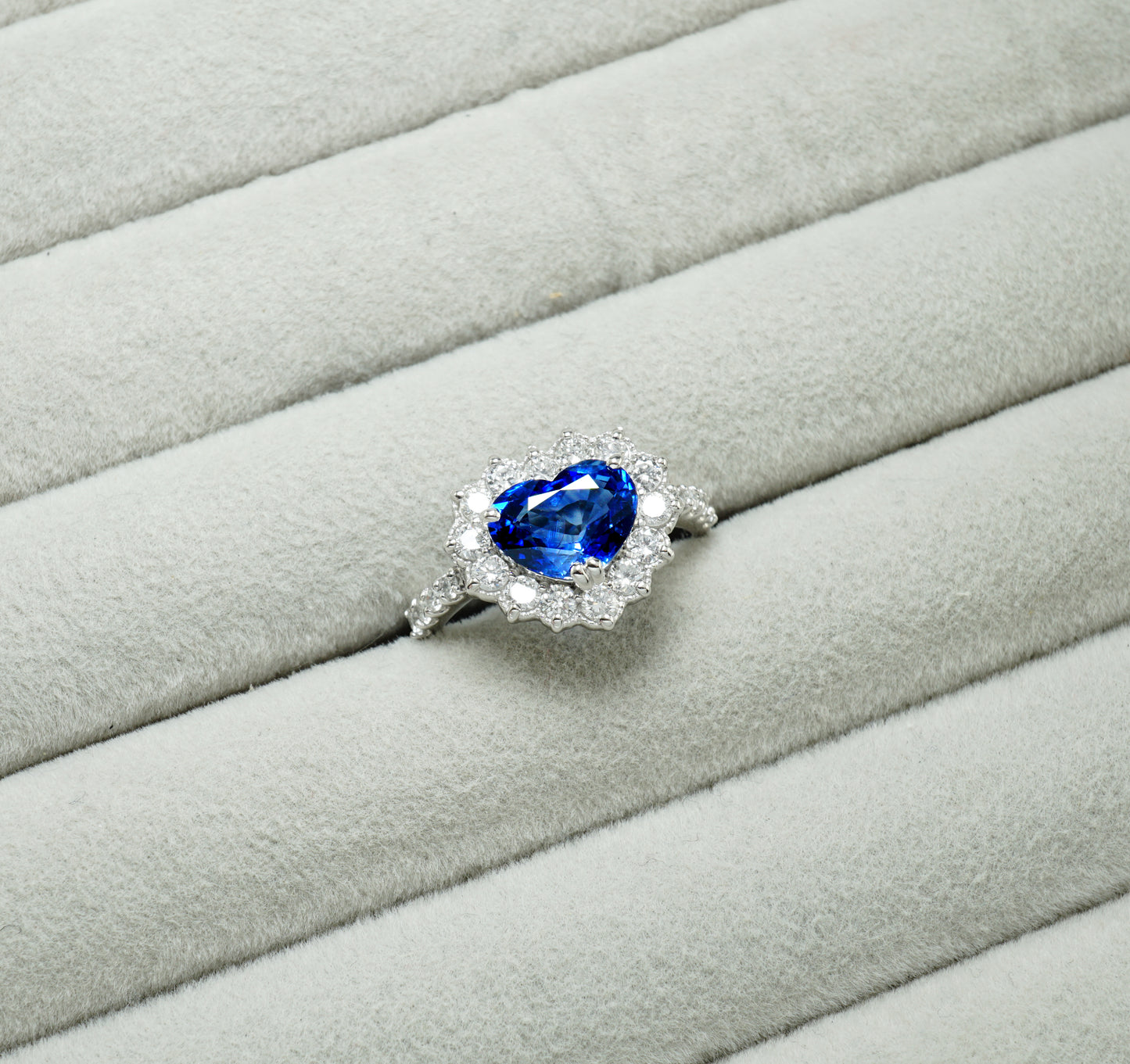 サファイア リング