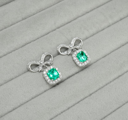 エメラルド ピアス