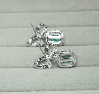 エメラルド ピアス