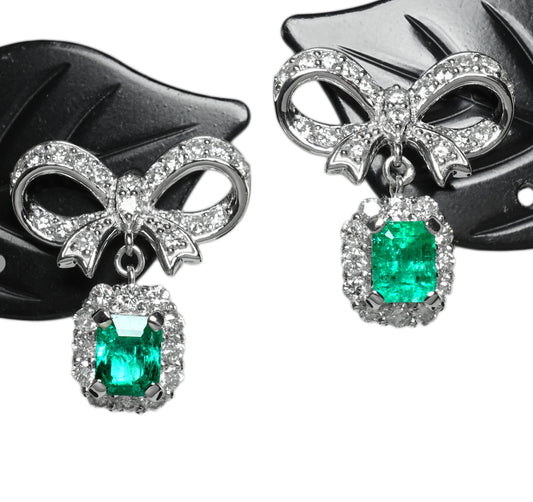 エメラルド ピアス