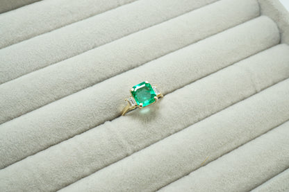 エメラルド リング
