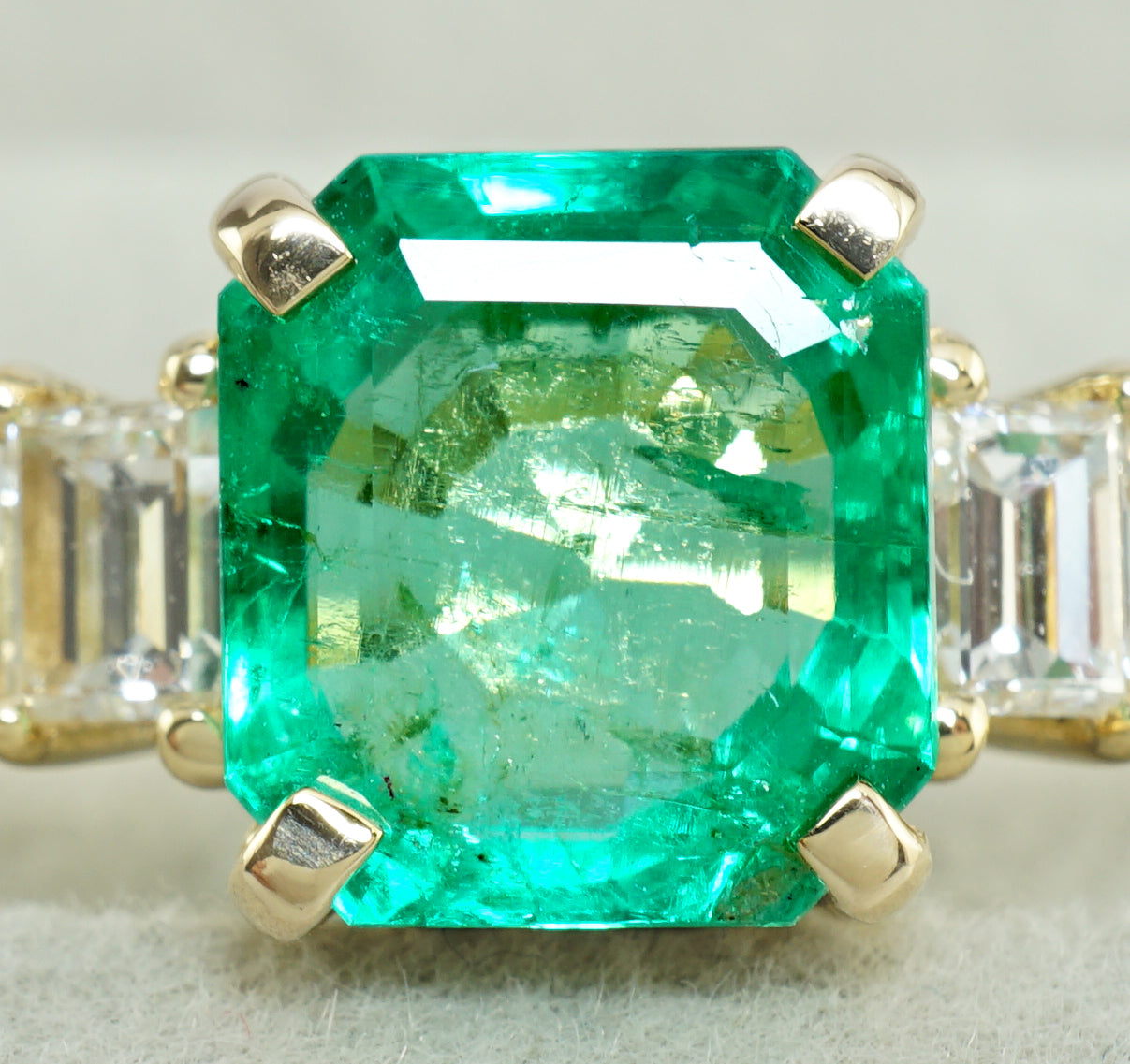 エメラルド リング