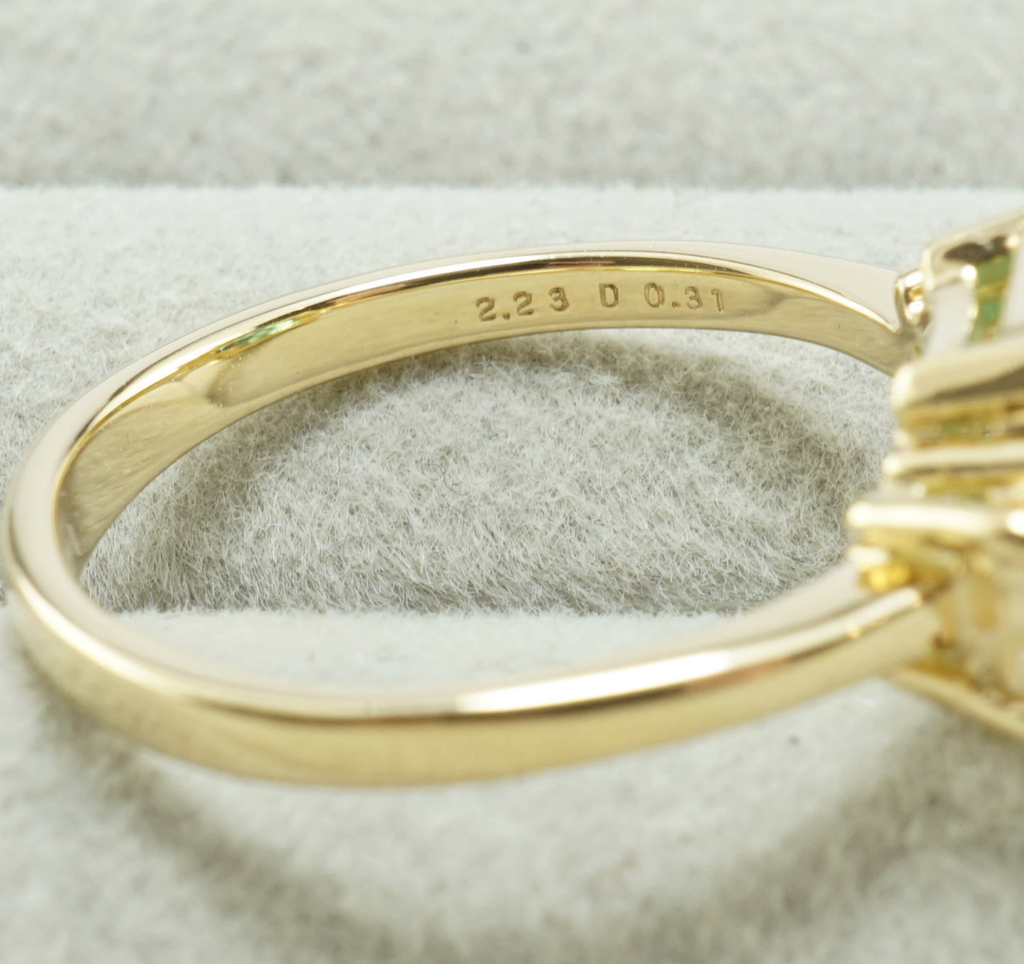 エメラルド リング