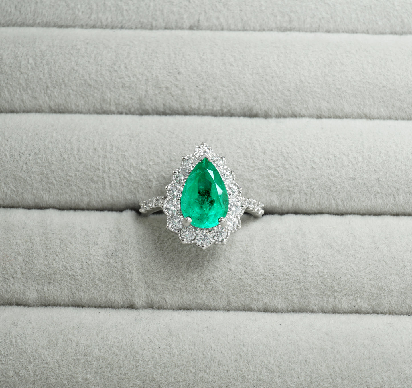 エメラルド リング