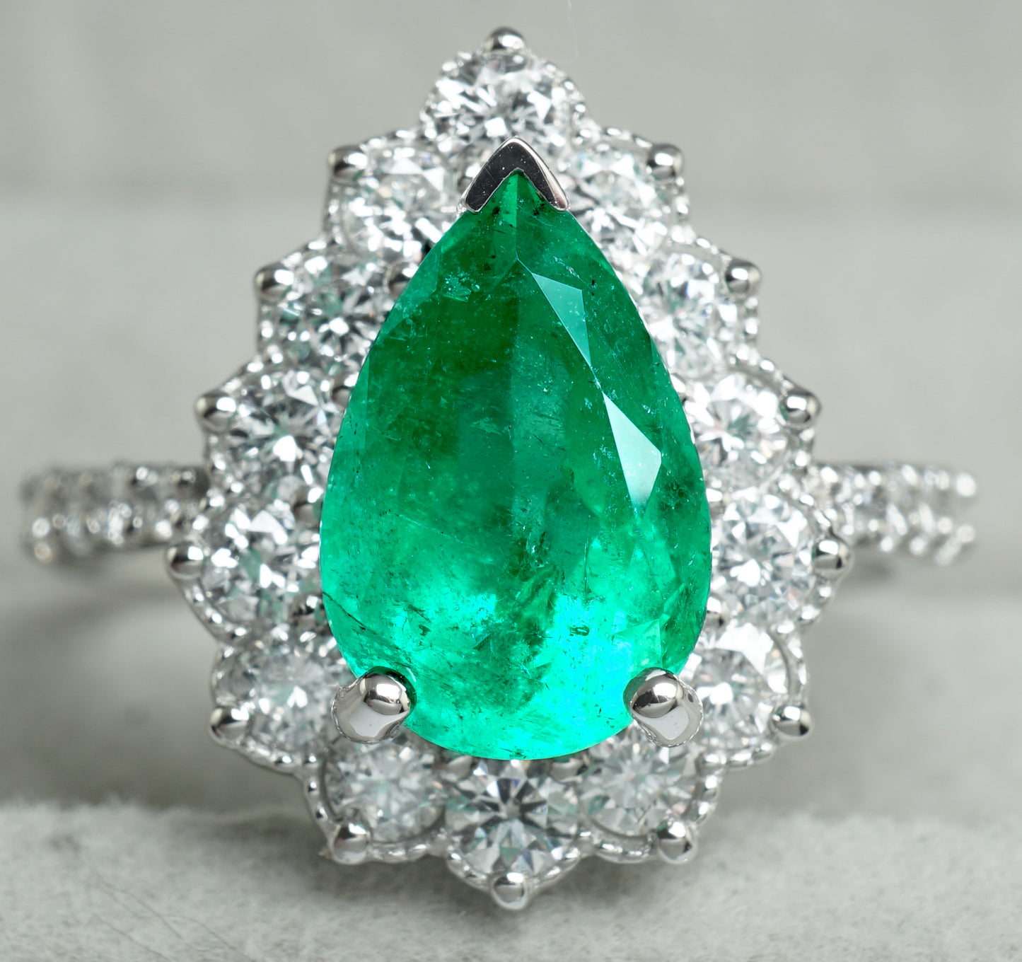 エメラルド リング