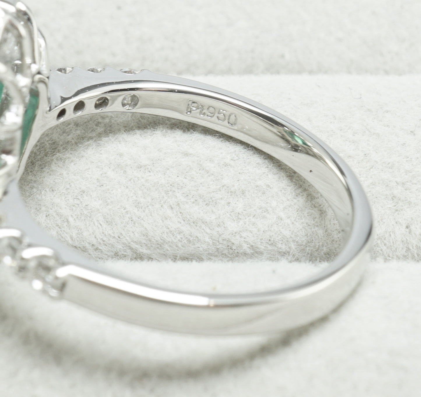 エメラルド リング