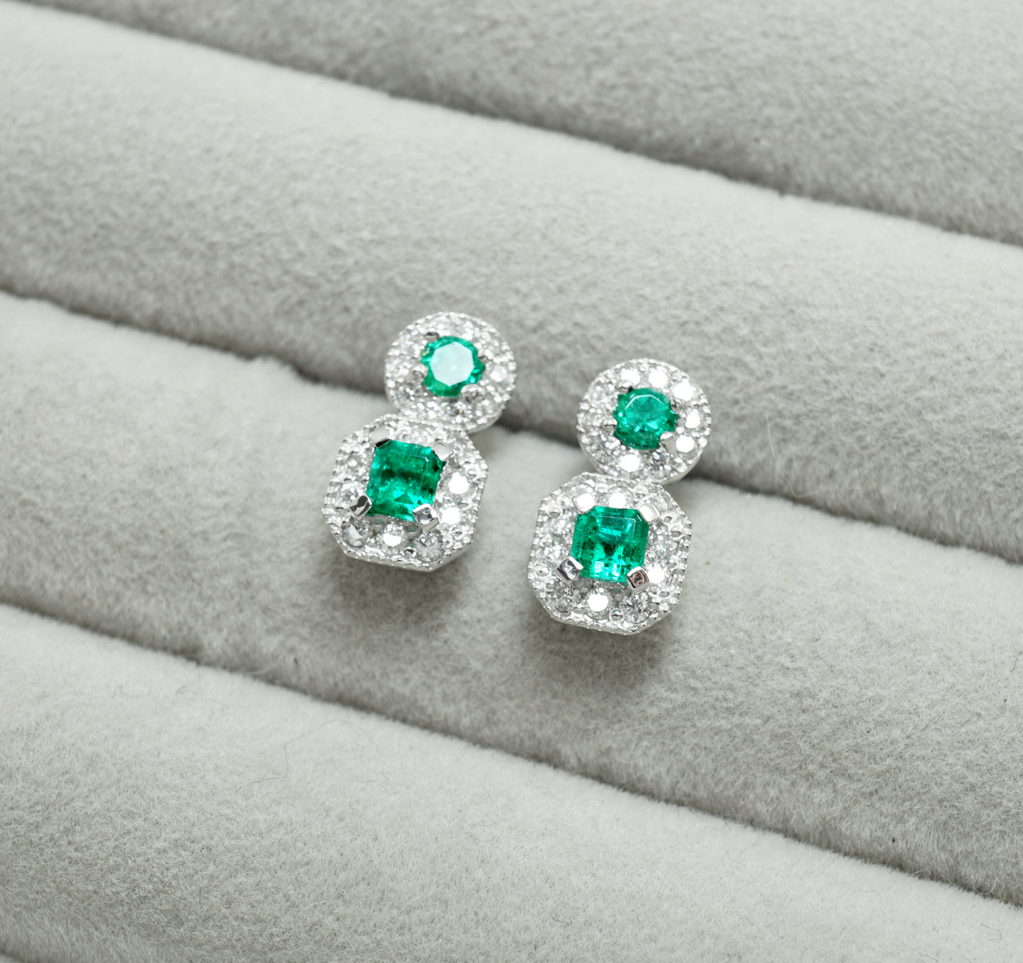 エメラルド ピアス