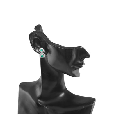 エメラルド ピアス