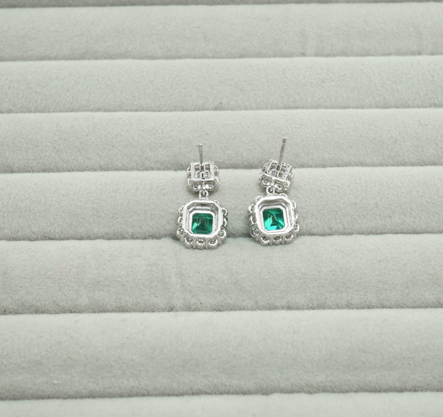 エメラルド ピアス