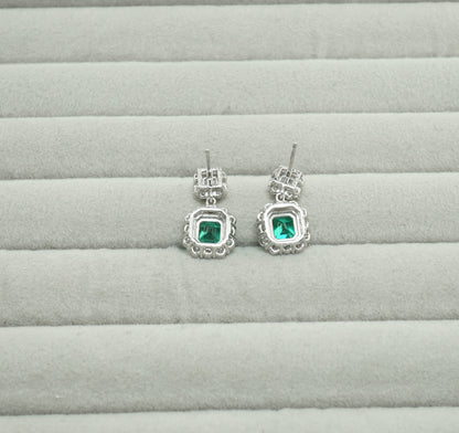 エメラルド ピアス