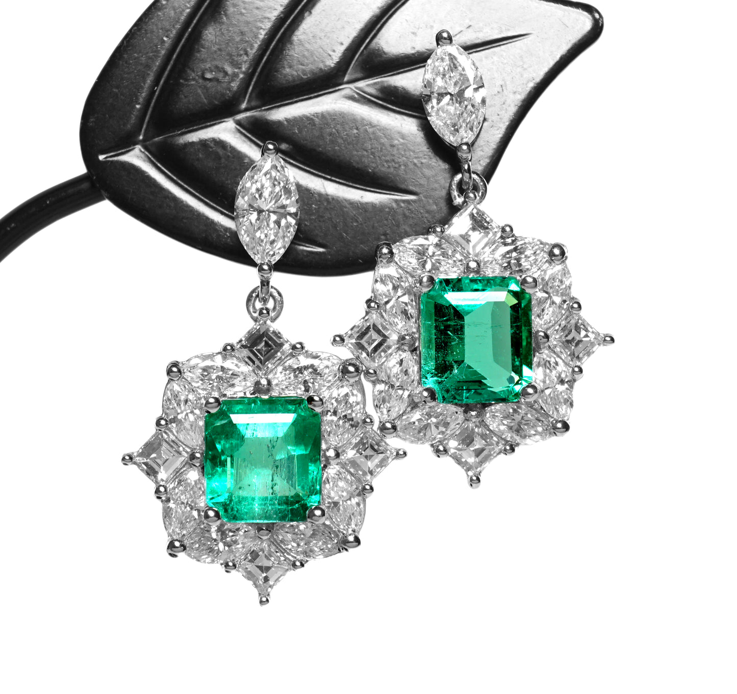 エメラルド ピアス