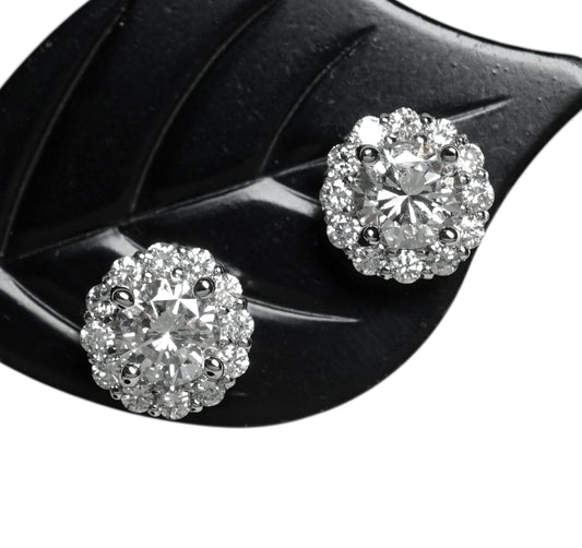 ダイヤモンド ピアス