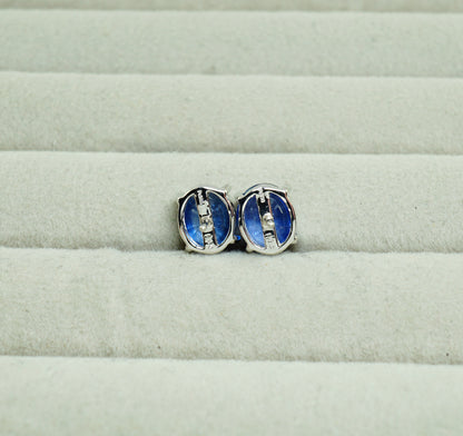 サファイア ピアス