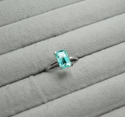 エメラルド リング