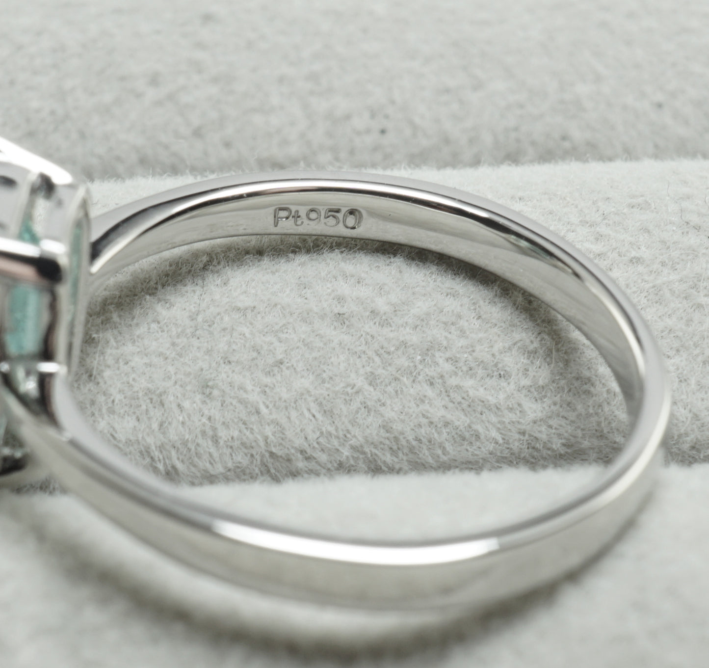 エメラルド リング