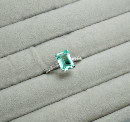 エメラルド リング