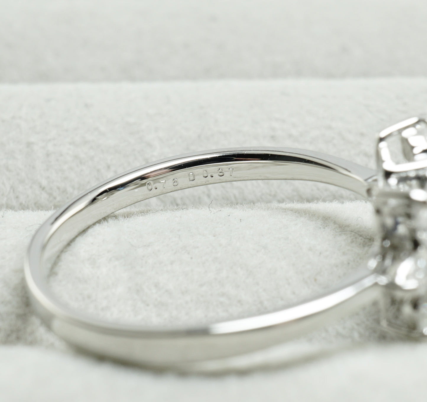 サファイア リング