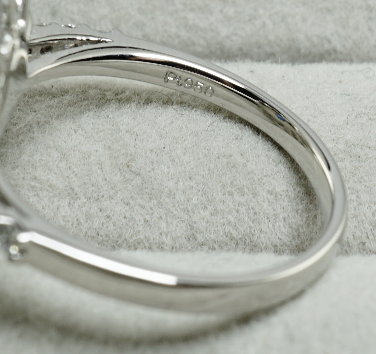 サファイア リング