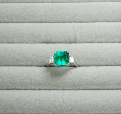 エメラルド リング