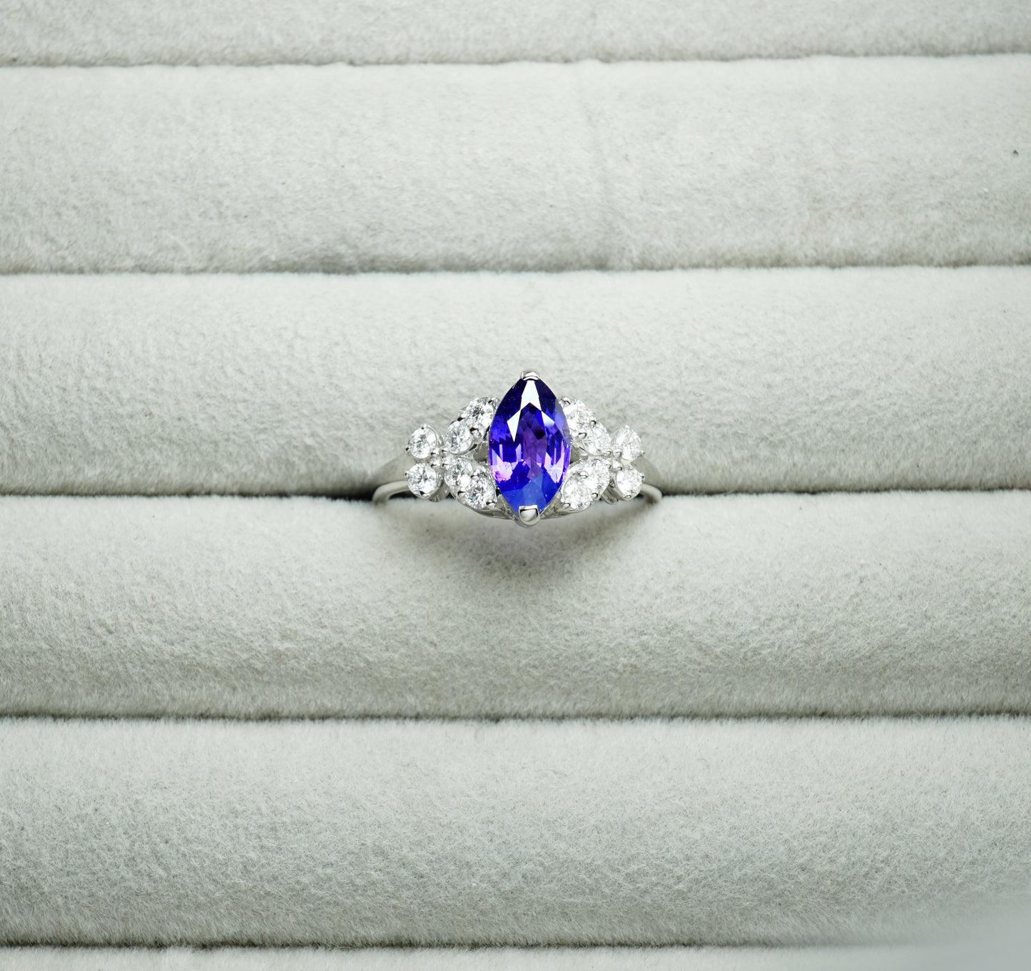 ヴァイオレットサファイア リング